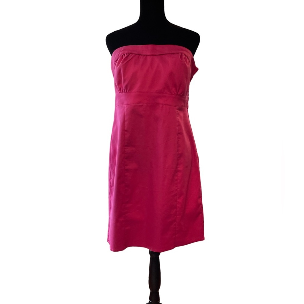 Pink Strapless Dress‎